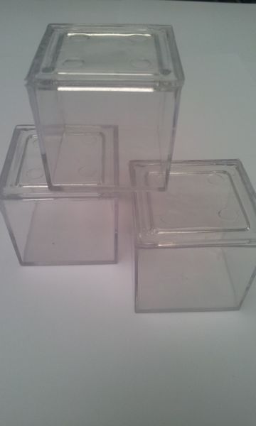 25 caixinhas de acrílico 4x4 cm